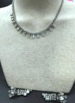 unmarked 17 in rhinestone drop necklace set main